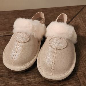Cozy Glitter Baby Shoes with Faux Fur